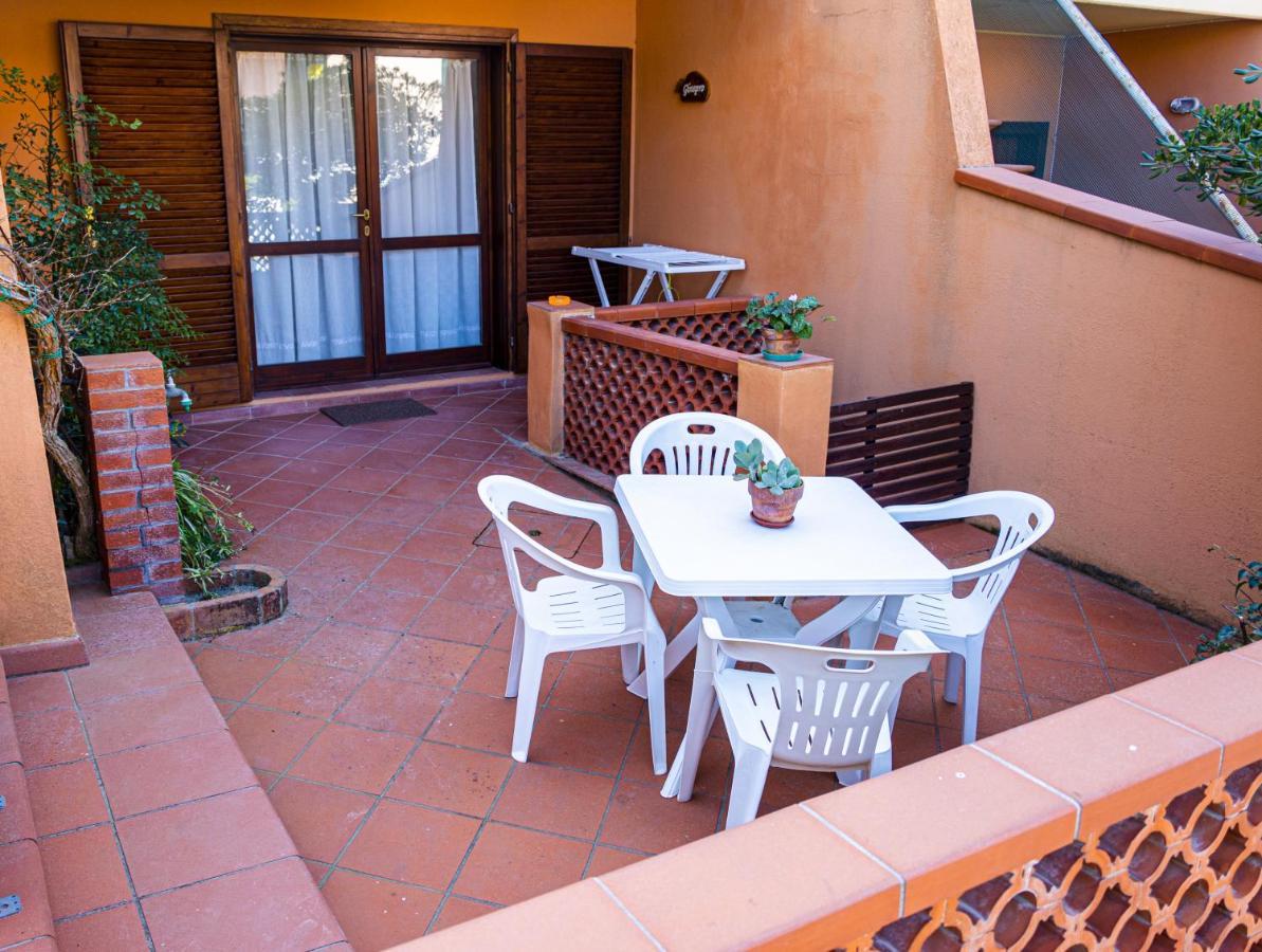 Appartamenti La Casina Porto Azzurro Eksteriør bilde