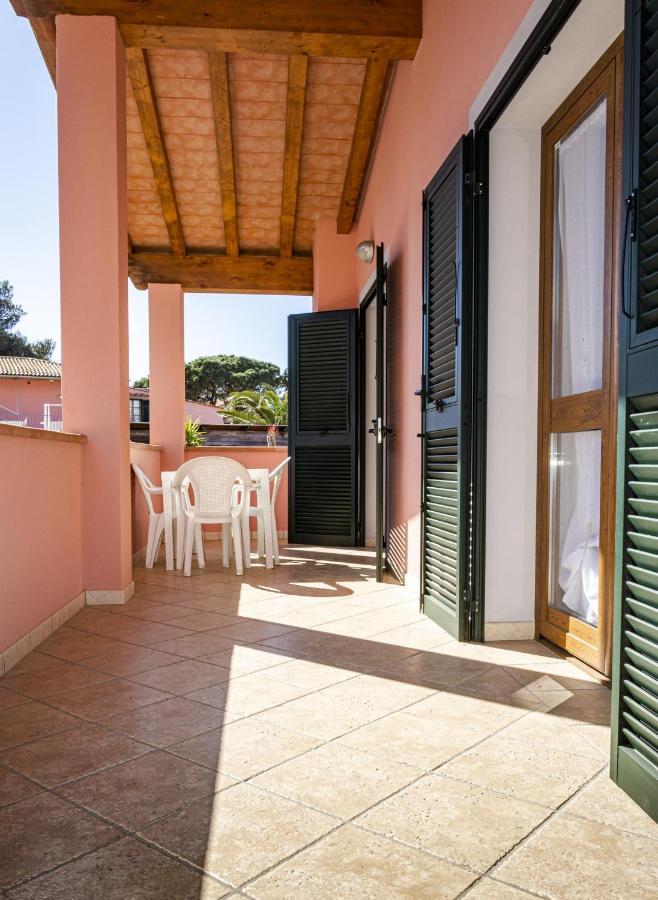 Appartamenti La Casina Porto Azzurro Eksteriør bilde