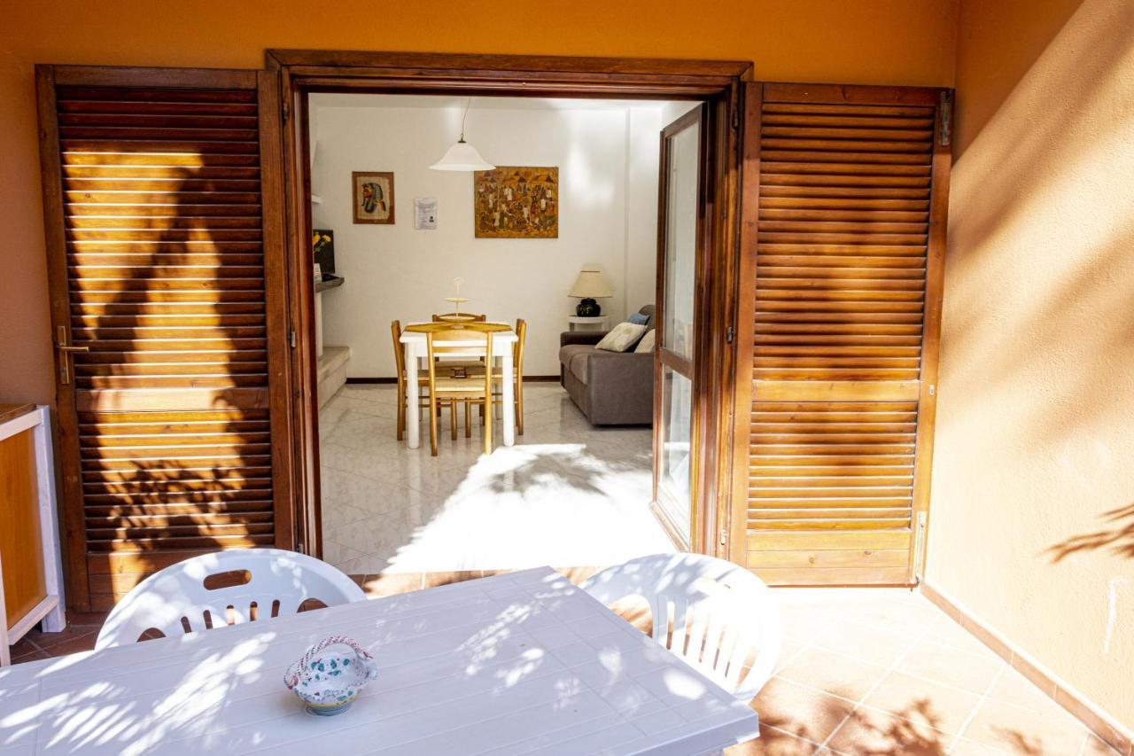 Appartamenti La Casina Porto Azzurro Eksteriør bilde
