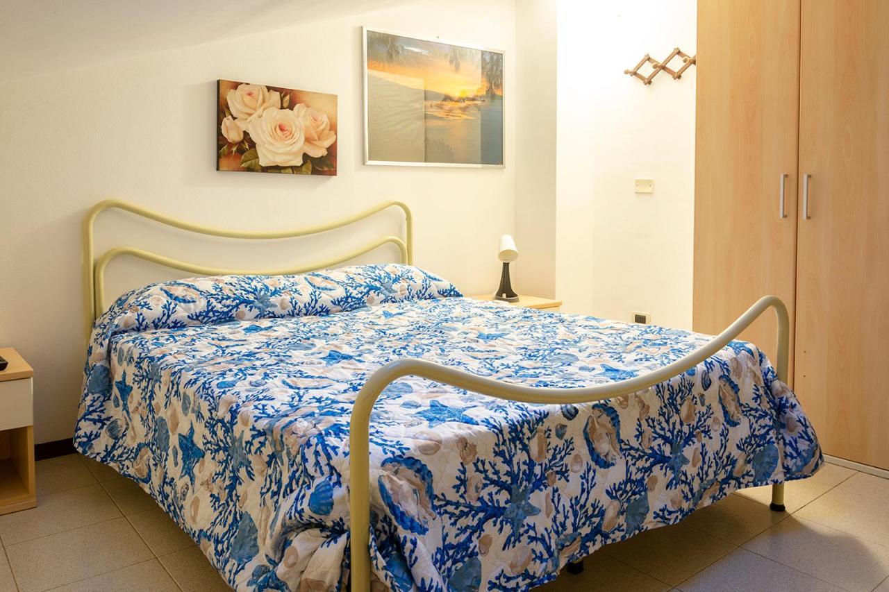 Appartamenti La Casina Porto Azzurro Eksteriør bilde