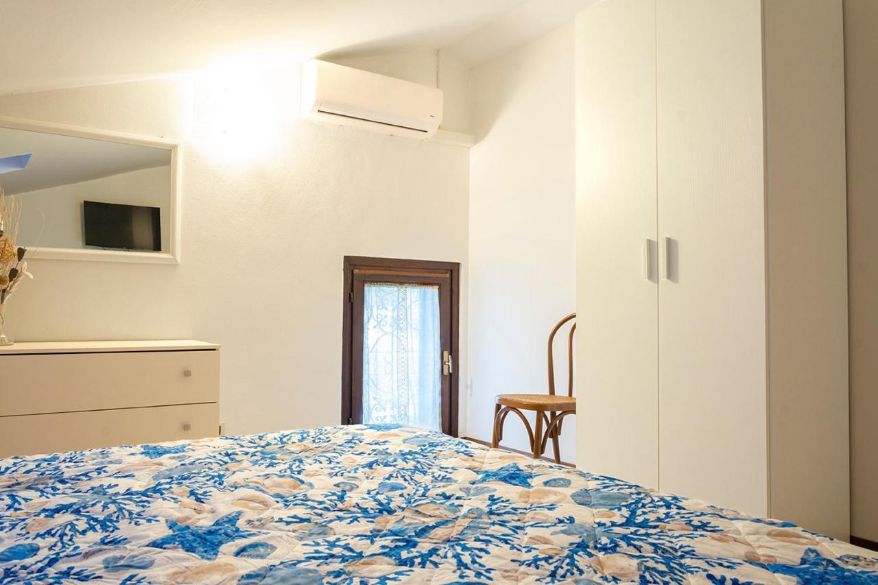 Appartamenti La Casina Porto Azzurro Eksteriør bilde