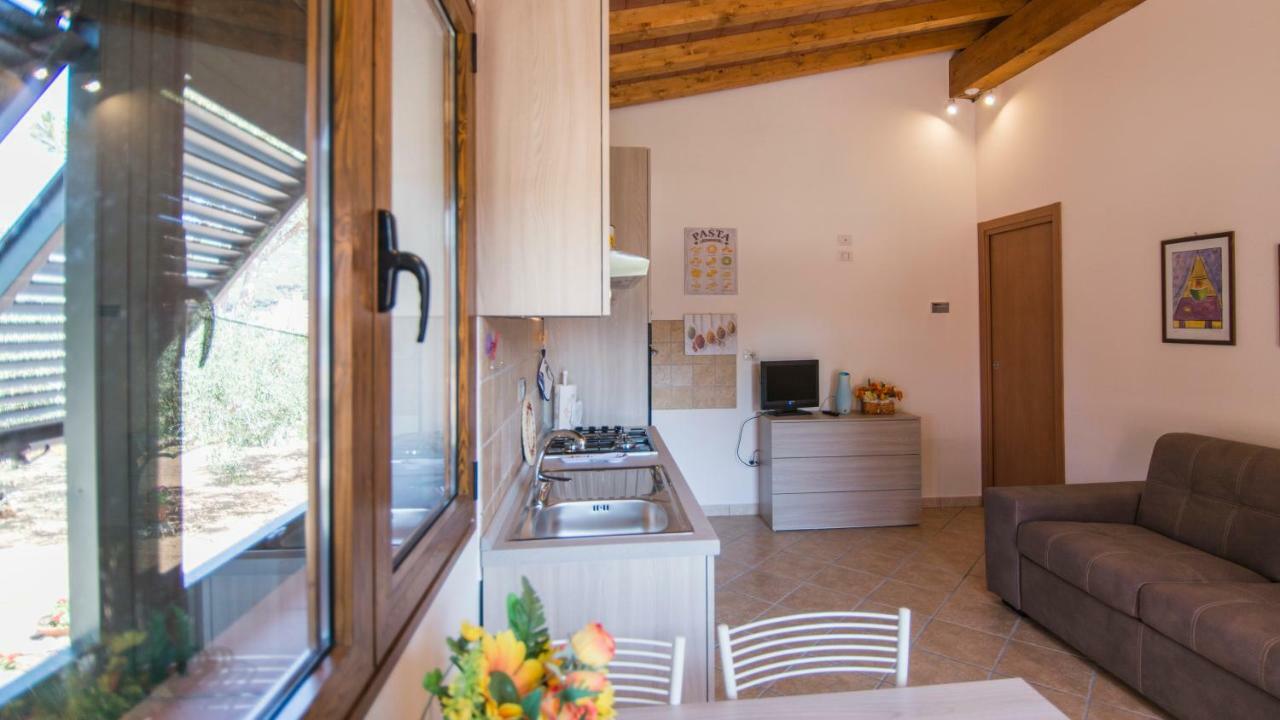 Appartamenti La Casina Porto Azzurro Eksteriør bilde