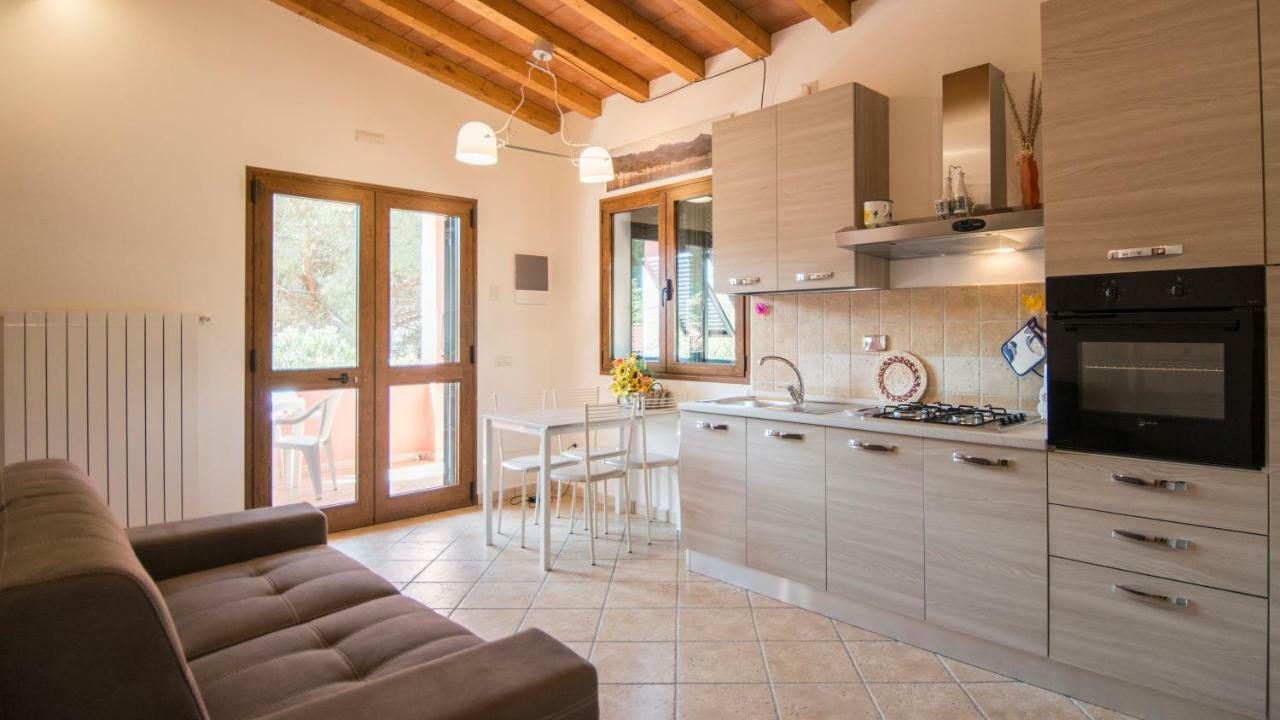 Appartamenti La Casina Porto Azzurro Eksteriør bilde