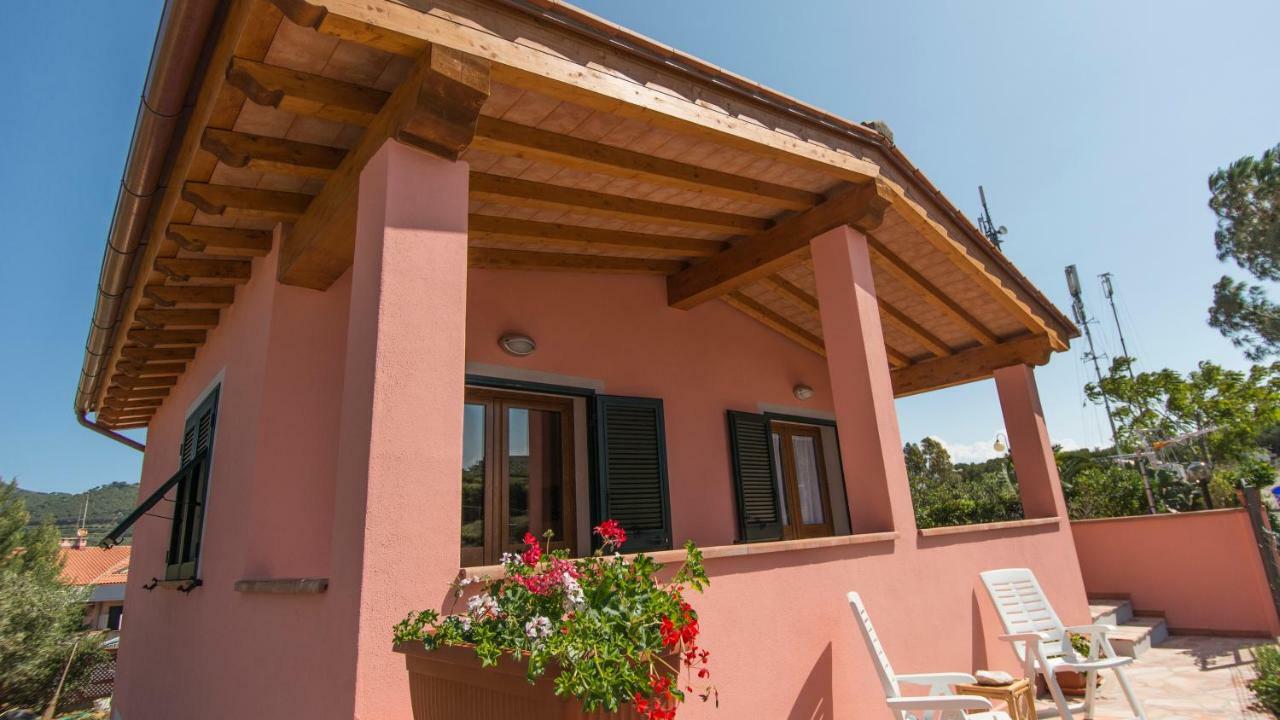 Appartamenti La Casina Porto Azzurro Eksteriør bilde