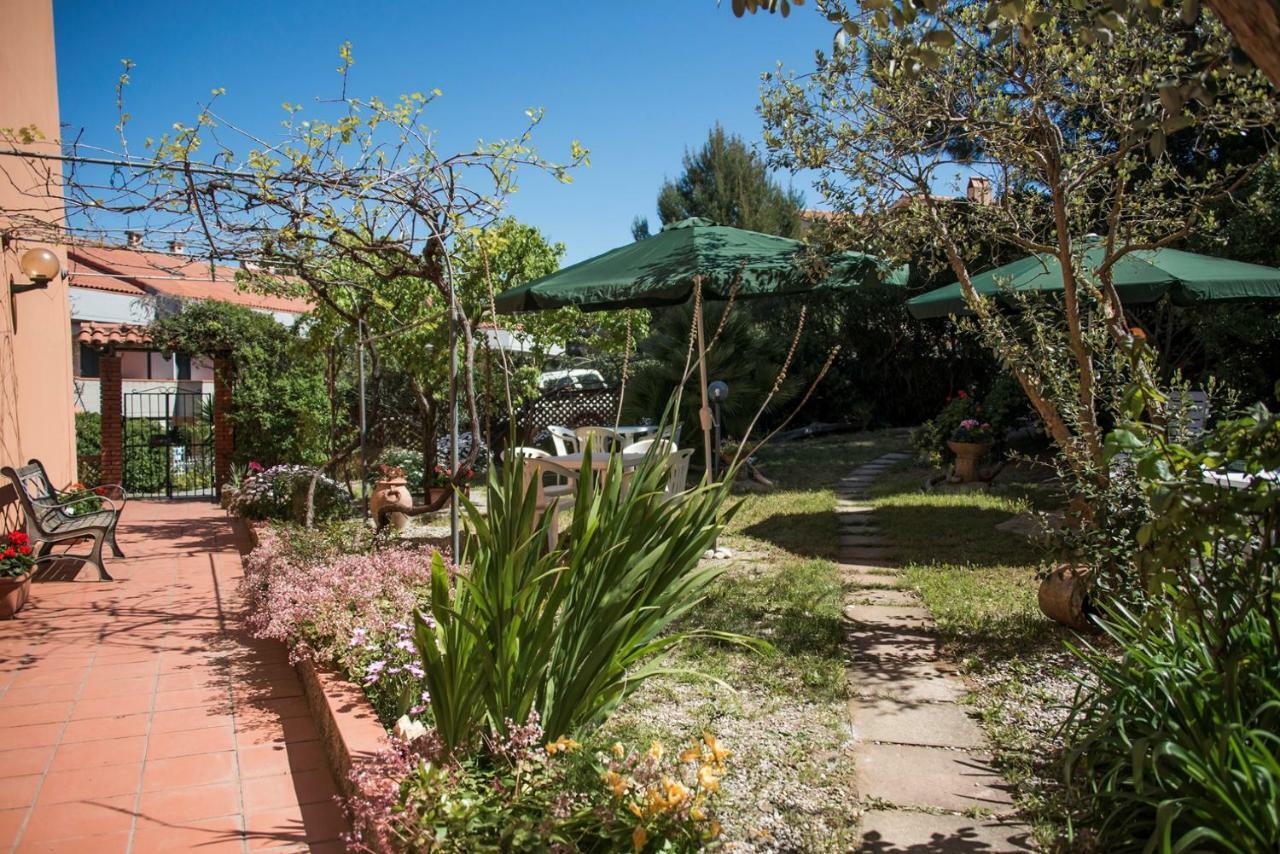 Appartamenti La Casina Porto Azzurro Eksteriør bilde
