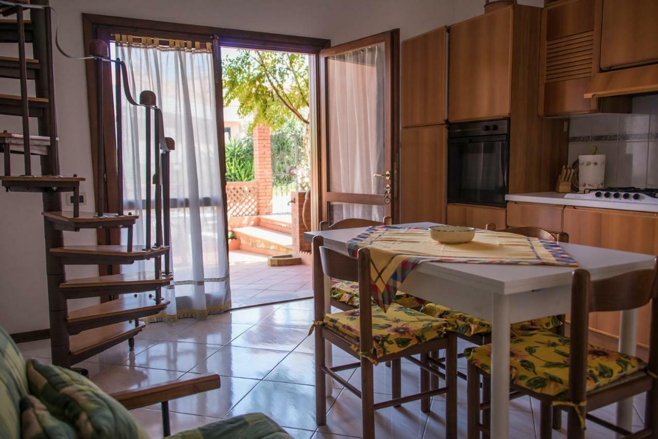 Appartamenti La Casina Porto Azzurro Eksteriør bilde